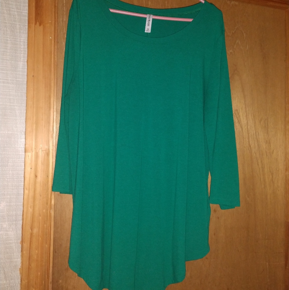 Mid sleeve tunic